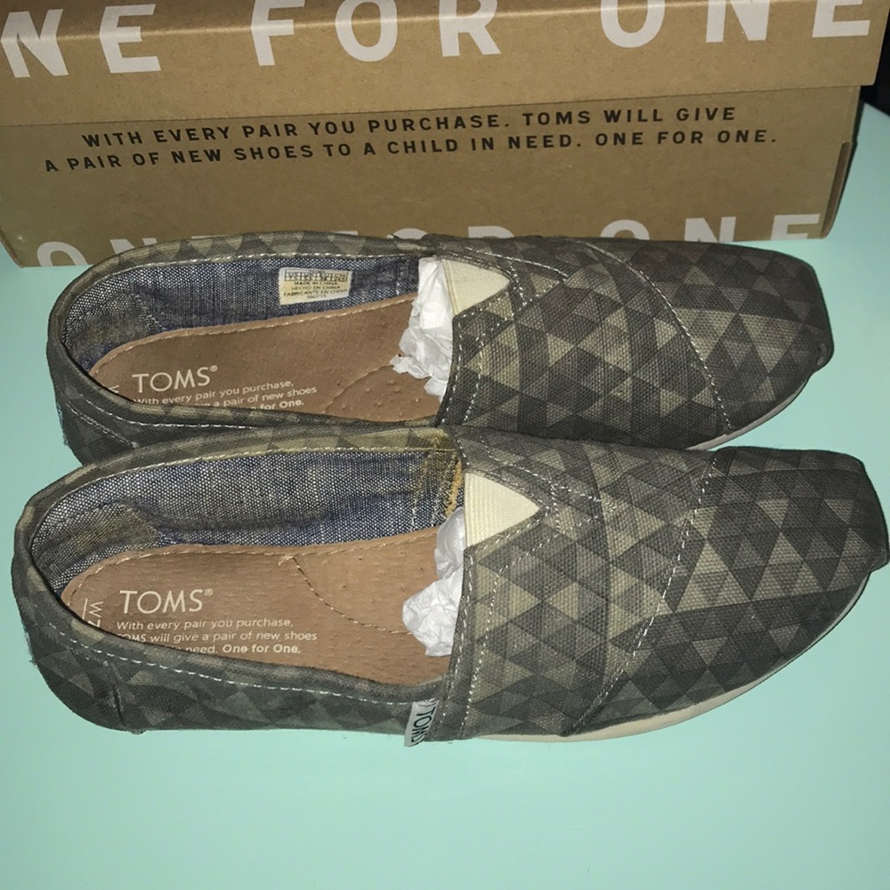 Toms Gray Patterned Classic Canvas Flat - Size 7.5 - image 2